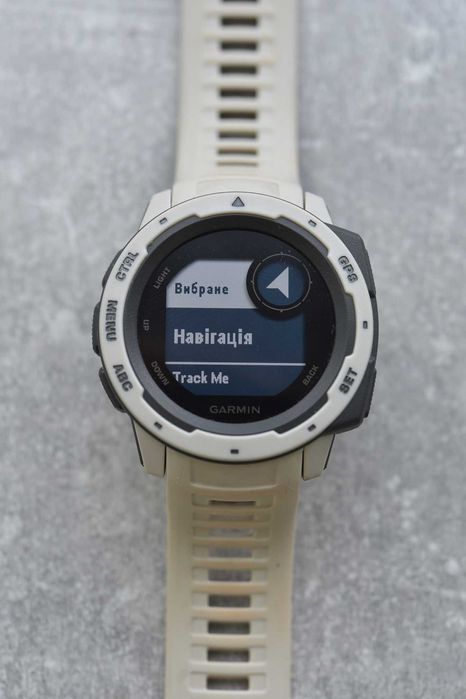 Garmin instinct 810g gps компас