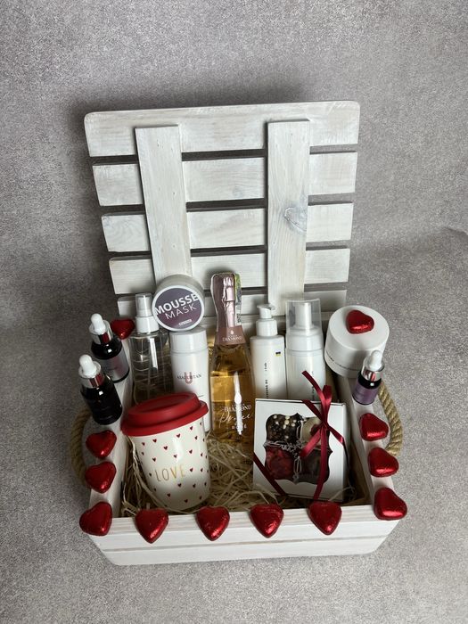 Подарунковий бокс для дівчини