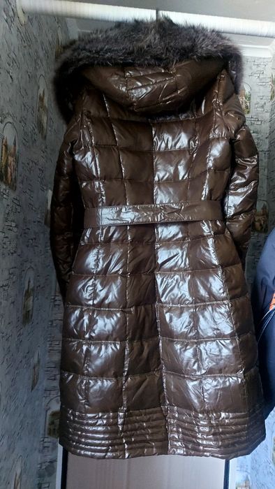 Продам курточку пуховик