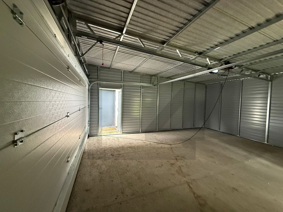 garaż blaszany 6x5, 6x6 dwuspadowy brama segmentowa grafit