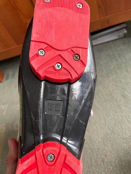 Buty narciarskie