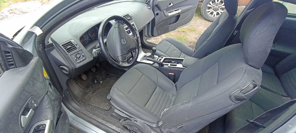 volvo c30 1.8  b4184s11 lak 477 skrzynia mtx75  115 km samochód na częsci