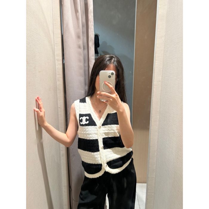 Жилетка костюмна трикотажна селин