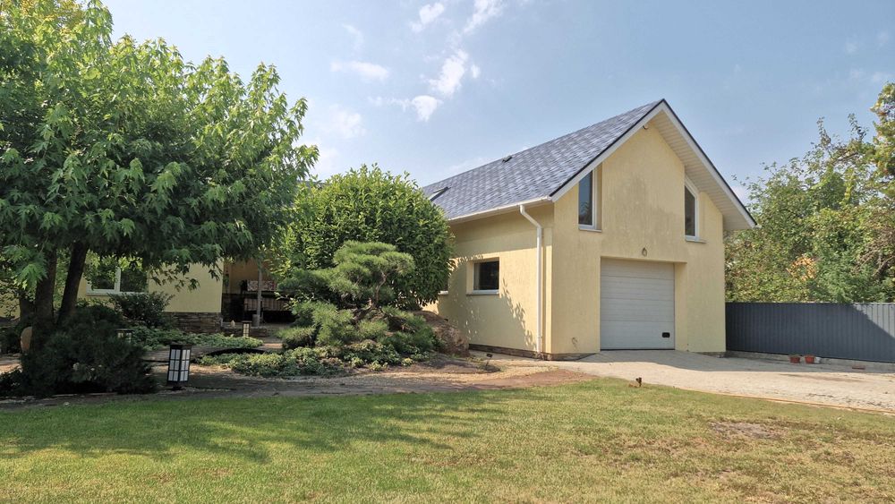 Будинок/Дача 340 м², 10 соток, Михайлівка-Рубежівка – відеоогляд!