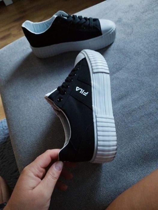 Adidasy FILA bardzo masywne