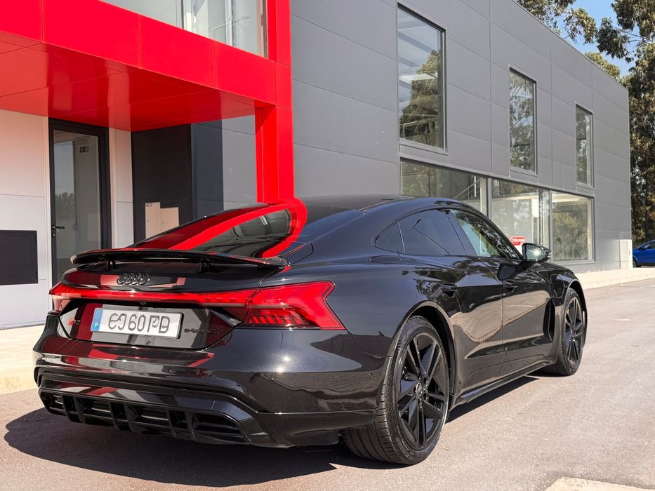 Audi RS e-tron GT quattro