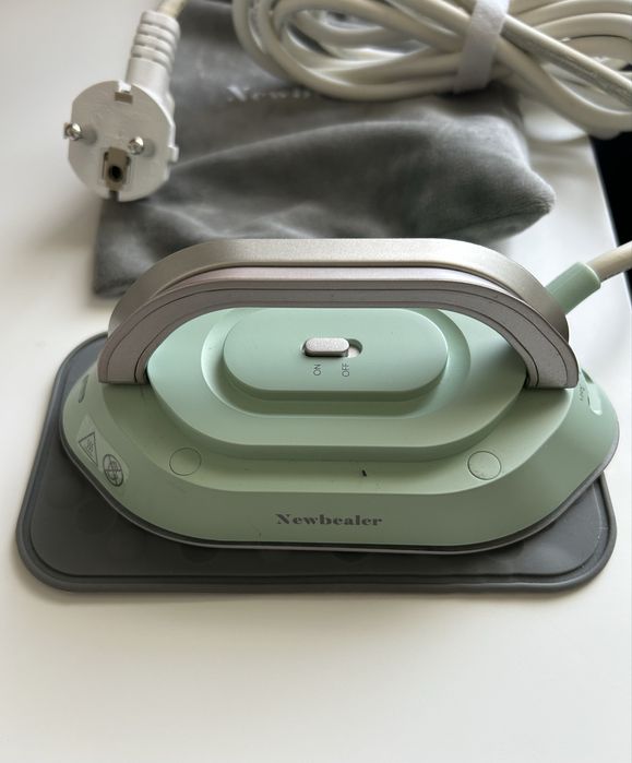 Travel iron mini/ ferro de engomar viagem