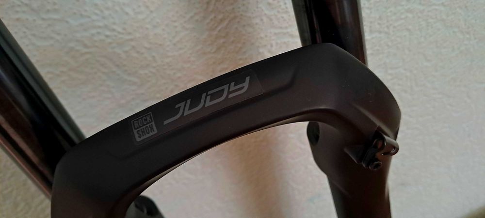 Новая Воздушная Вилка Rock Shox JUDY Silver TK 27.5", 130 мм, Boost.