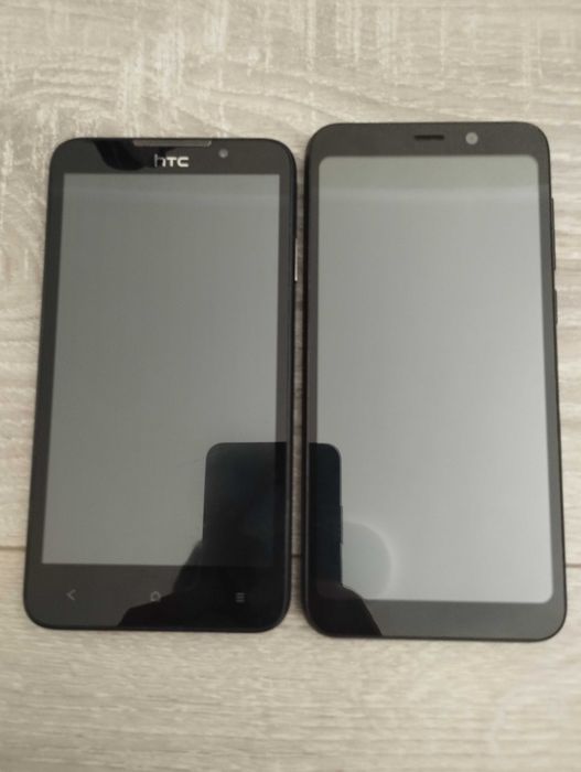 Смартфони, телефони одним лотом або окремо.