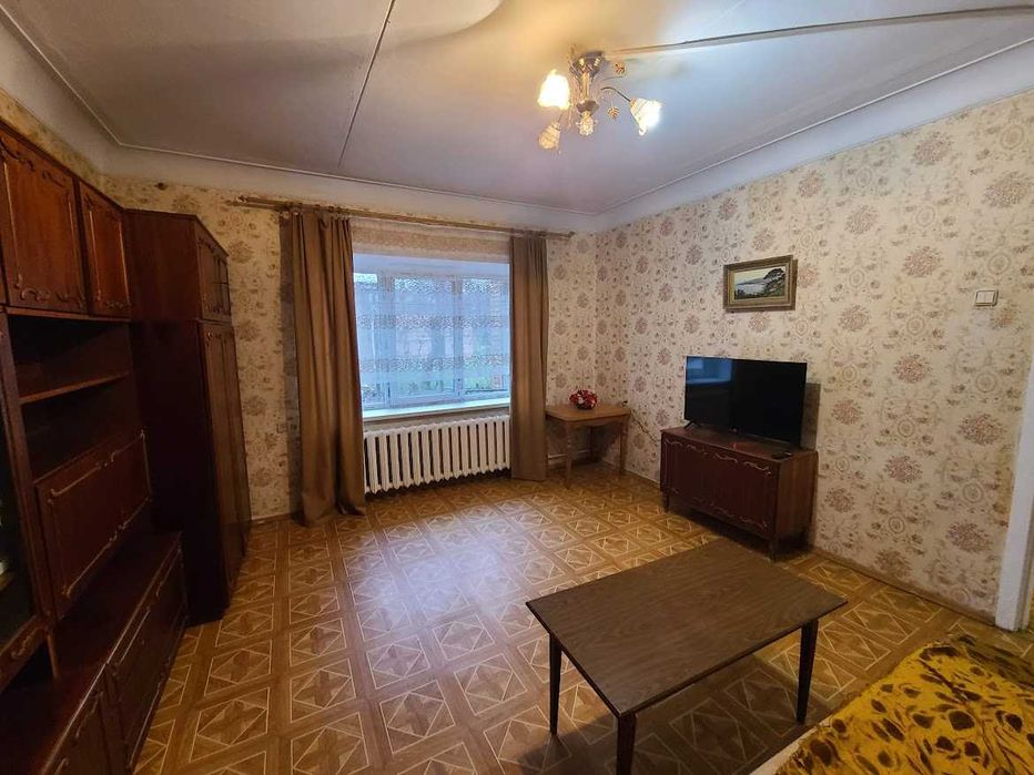 Центр, р-н Березового Скверу, вул. Короленка, пл.63,4 за $57000