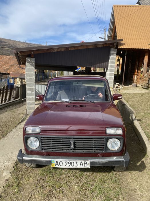 Продам ниву 21213