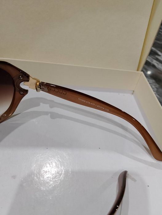 Gucci okulary przeciwsłoneczne jak nowe
