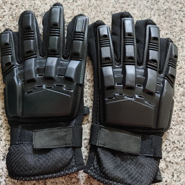 Продаю перчатки ударные системы,бронебойные кожаные.