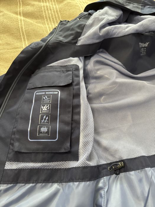 Вітрівка / дощовик жіночий Crivit в стані нового