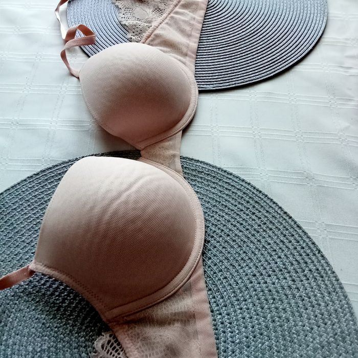 Biustonosz komfortowy Triumph 80B