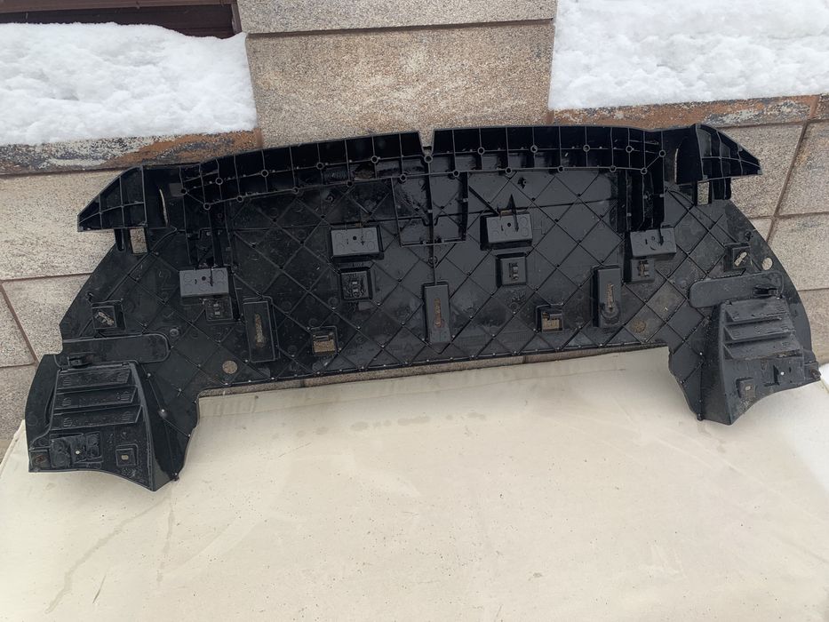 Захист бампера нижній Peugeot 3008 5008