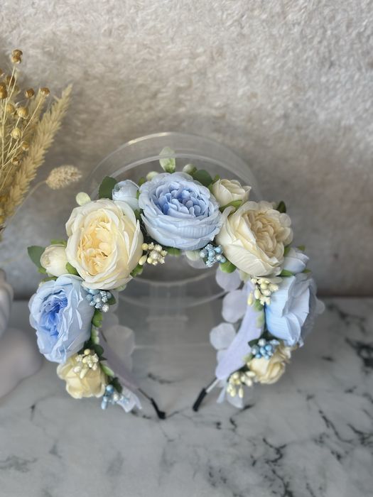 Внаявності,Український віночок зі стрічками,