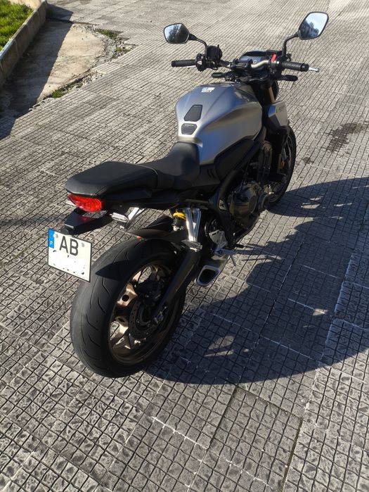Oportunidade Honda CB 650R