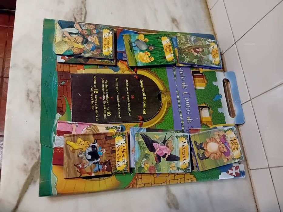 Colecção 12 Livrinhos O Castelo de Contos de Fadas