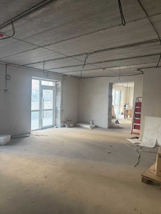 Хотів, ЖК Емоція, вул. Промислова, буд. 1-К, продаж приміщення.