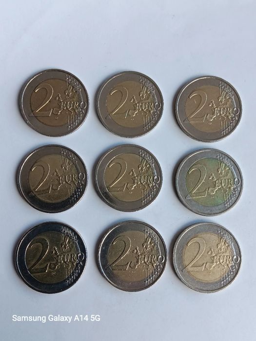 9 moedas de 2€ da Alemanha . algum uso