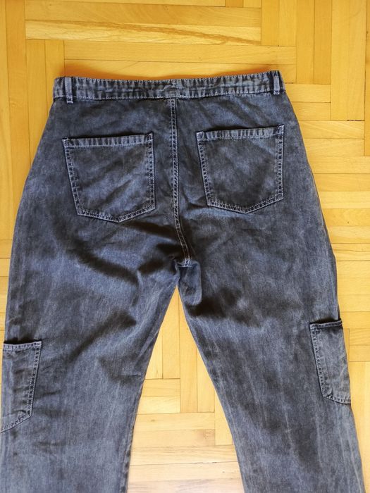 Spodnie cargo boohoMAN