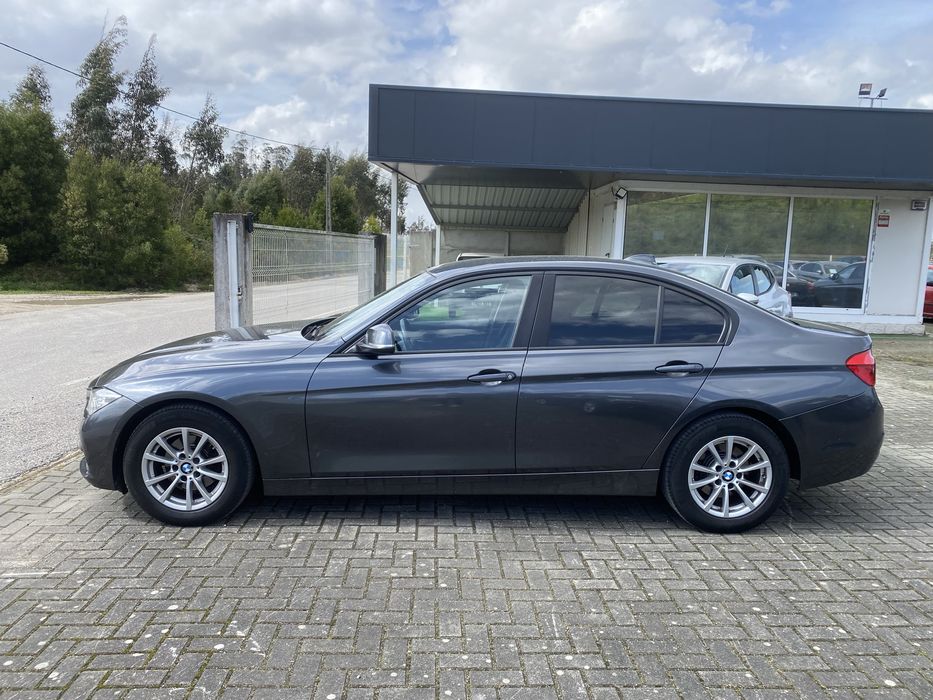 BMW 318d Auto 150cv - Nacional