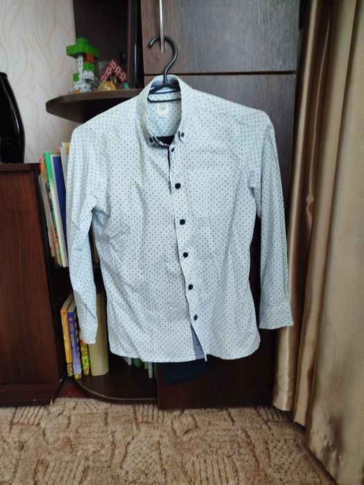 Рубашка і брюки, костюм