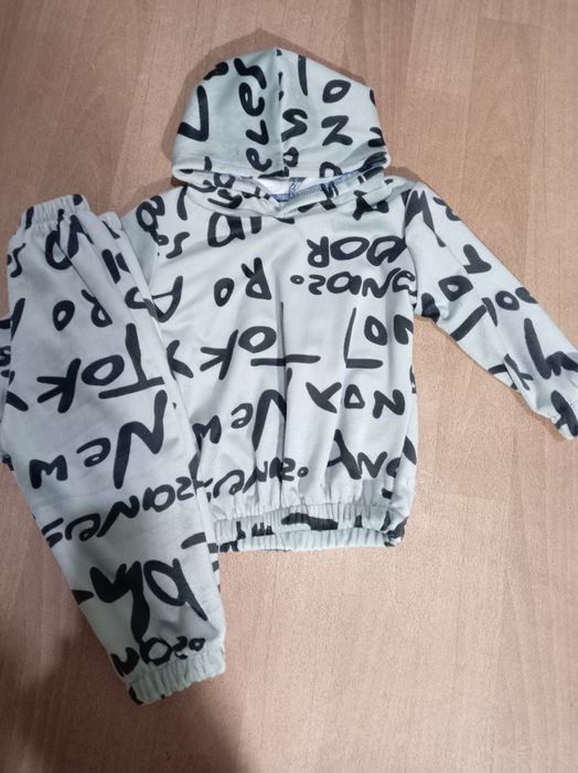 Дитячі нові костюми по 250гр