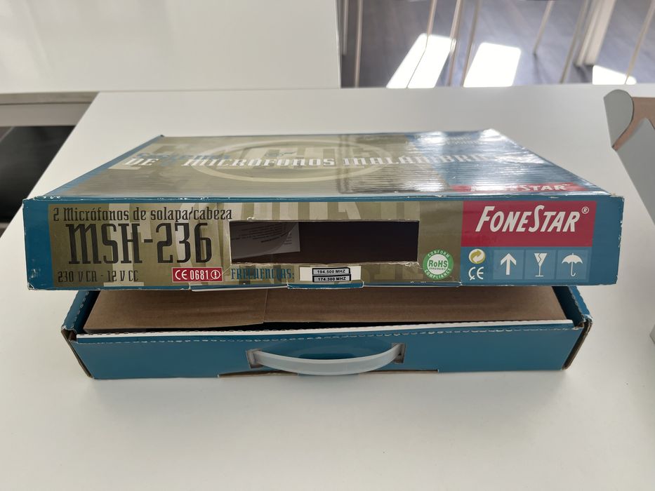 2 Fonestar Microphone Headsets and Lapel Microphones with Receiver64752270486403122