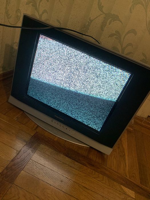 Телевизор самсунг