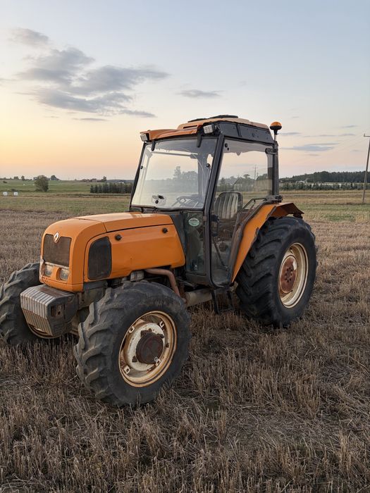 Renult Pales 240 sadownik 4x4