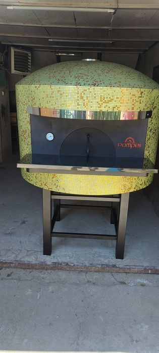 Piec do pizzy opalany drewnem/gazem