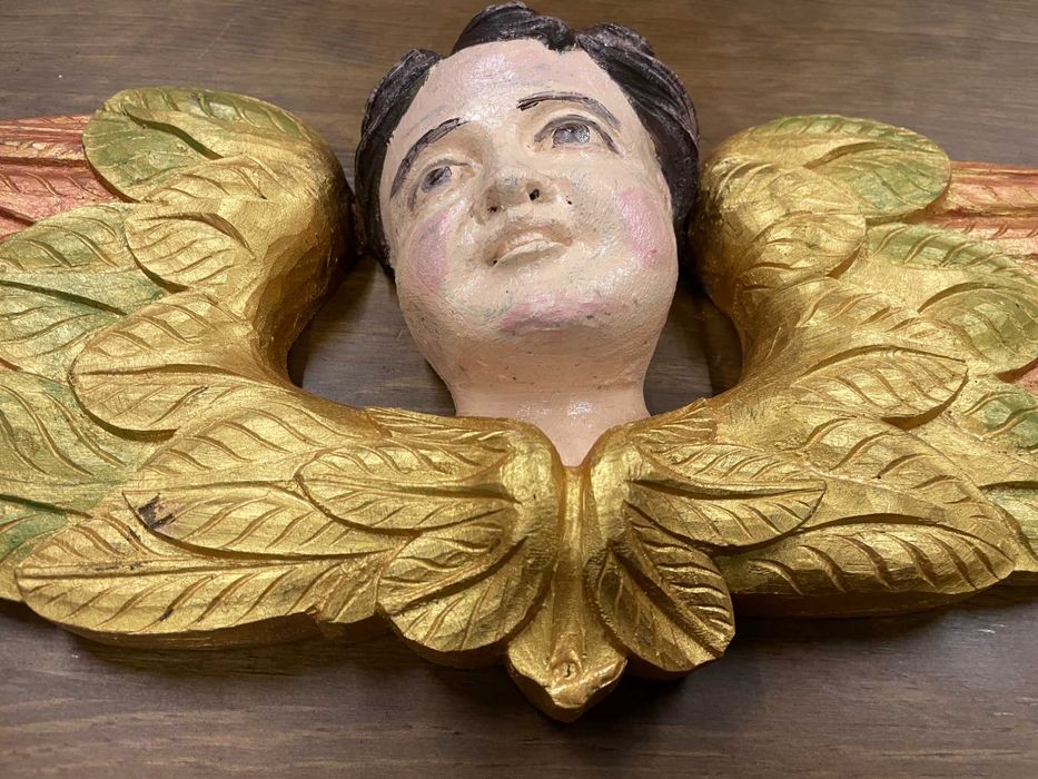 Par caras de anjo madeira de castanho pintura e douramento