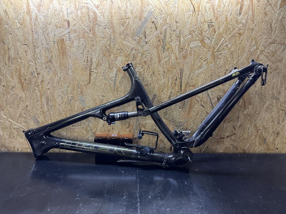 Rama full Trek Superfly100 29”