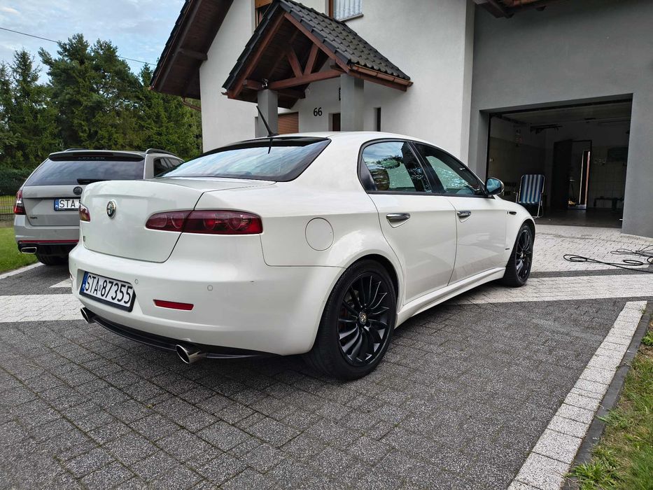 Alfa Romeo 159 TI 2.4 JTDm – limitowana wersja TI | Brązowe skóry | Bogate wyposażenie