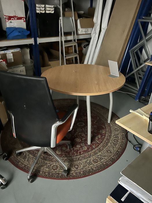 Escritorios , impresora , computador