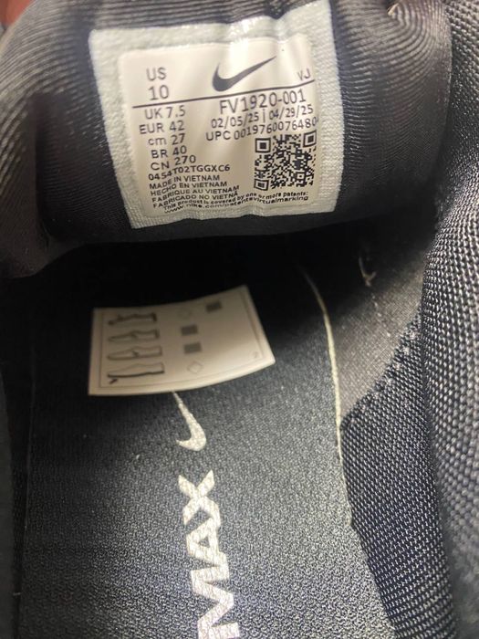 Nike WMNS Air Max Muse Black/Metallic Silver розмір 42