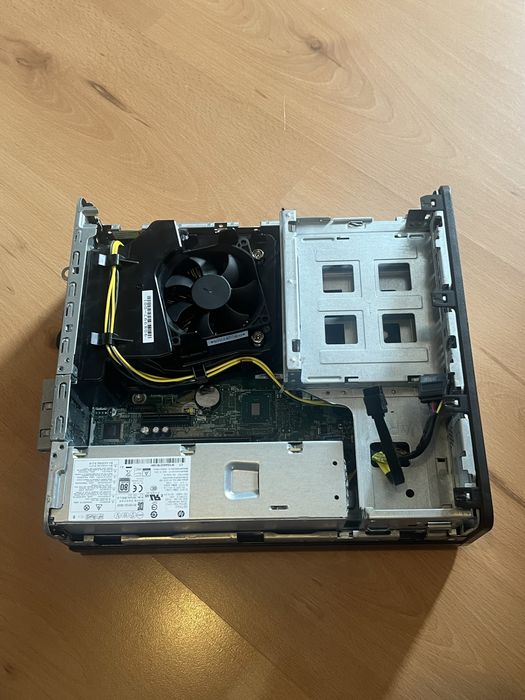 Mały komputer HP ProDesk 600 G3 SFF i3 6100/8GB RAM