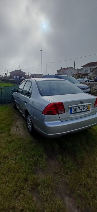 Honda Civic VII com motor avariado