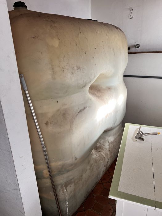 Deposito de gasoleo de 1000 litros