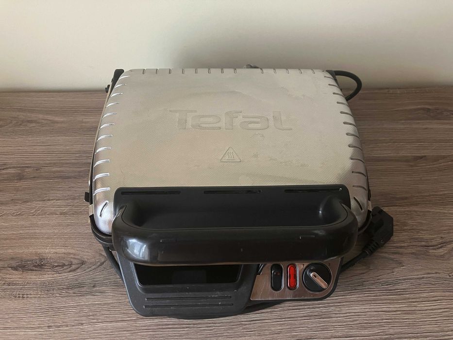 Гриль Tefal Ultracompact GC306012