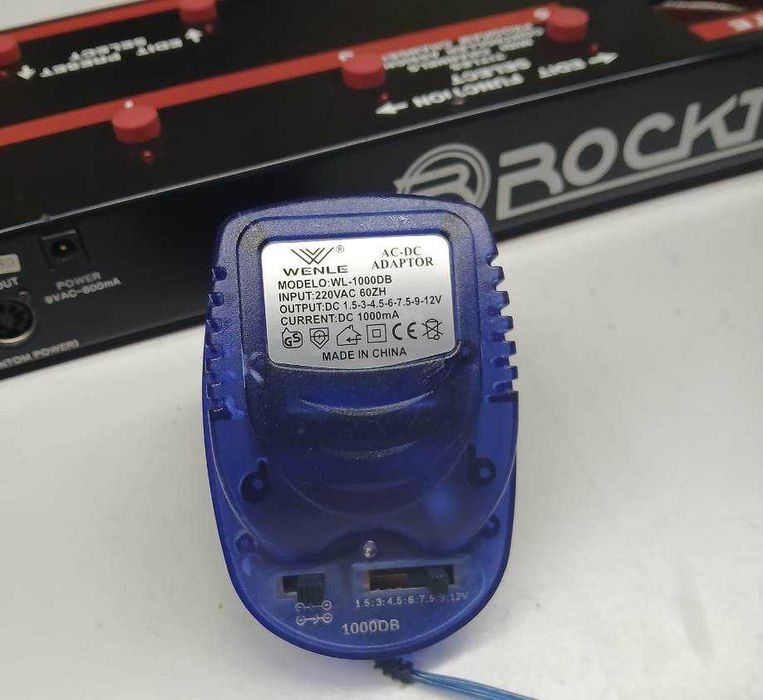 Pedaleira ROCKTRON Midi Mate