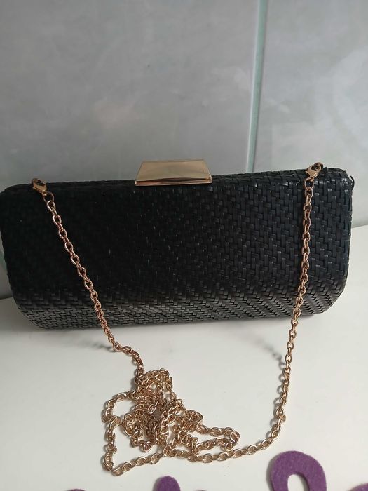 Torebka kazar na łańcuszku