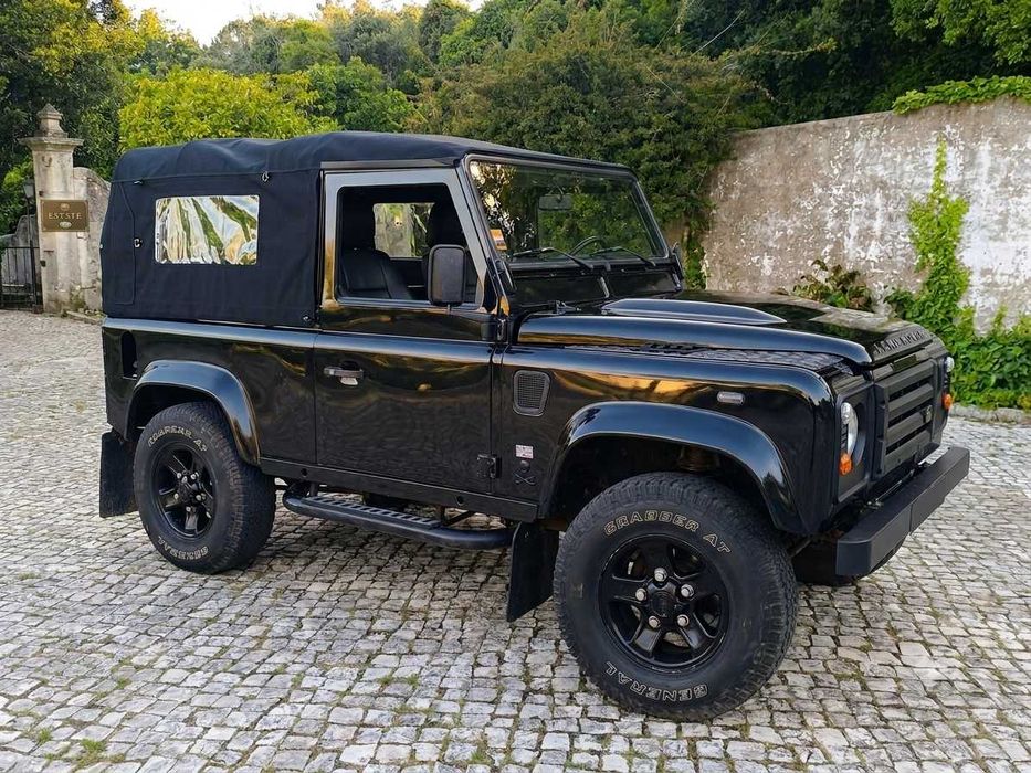 Land Rover Defender — fotografia 2