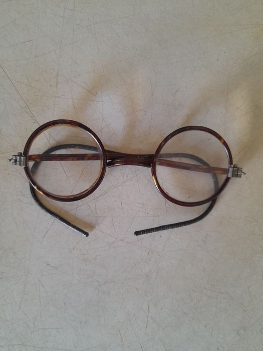 окуляри кінець 19 століття