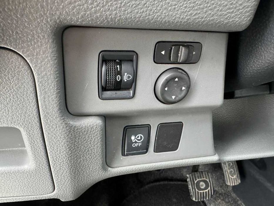 2015 Nissan e-NV200 пасажир 5 місць з Норвегії