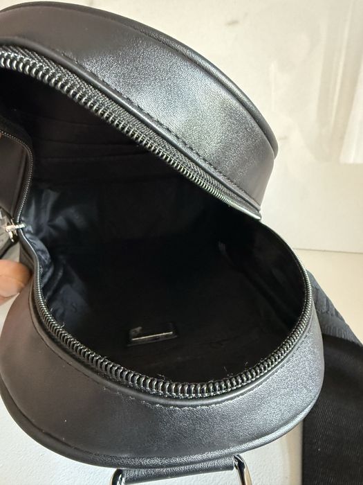 Nowy plecak plecaczek nerka crossbody Guess