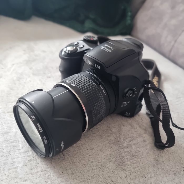 Aparat Fuji Finepix s6500fd + karty pamięci  super stan