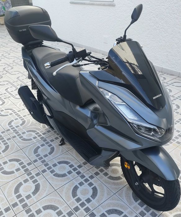 Honda PCX 125 como nova